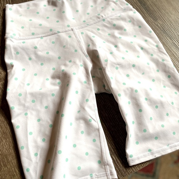 🎶Fabletics 2 piece - Picture 4 of 8